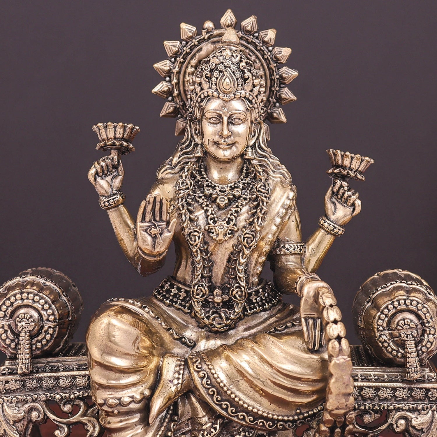 Brass Superfine Goddess Lakshmi Idol Seated on Singhasan 6 Inch - Image 2