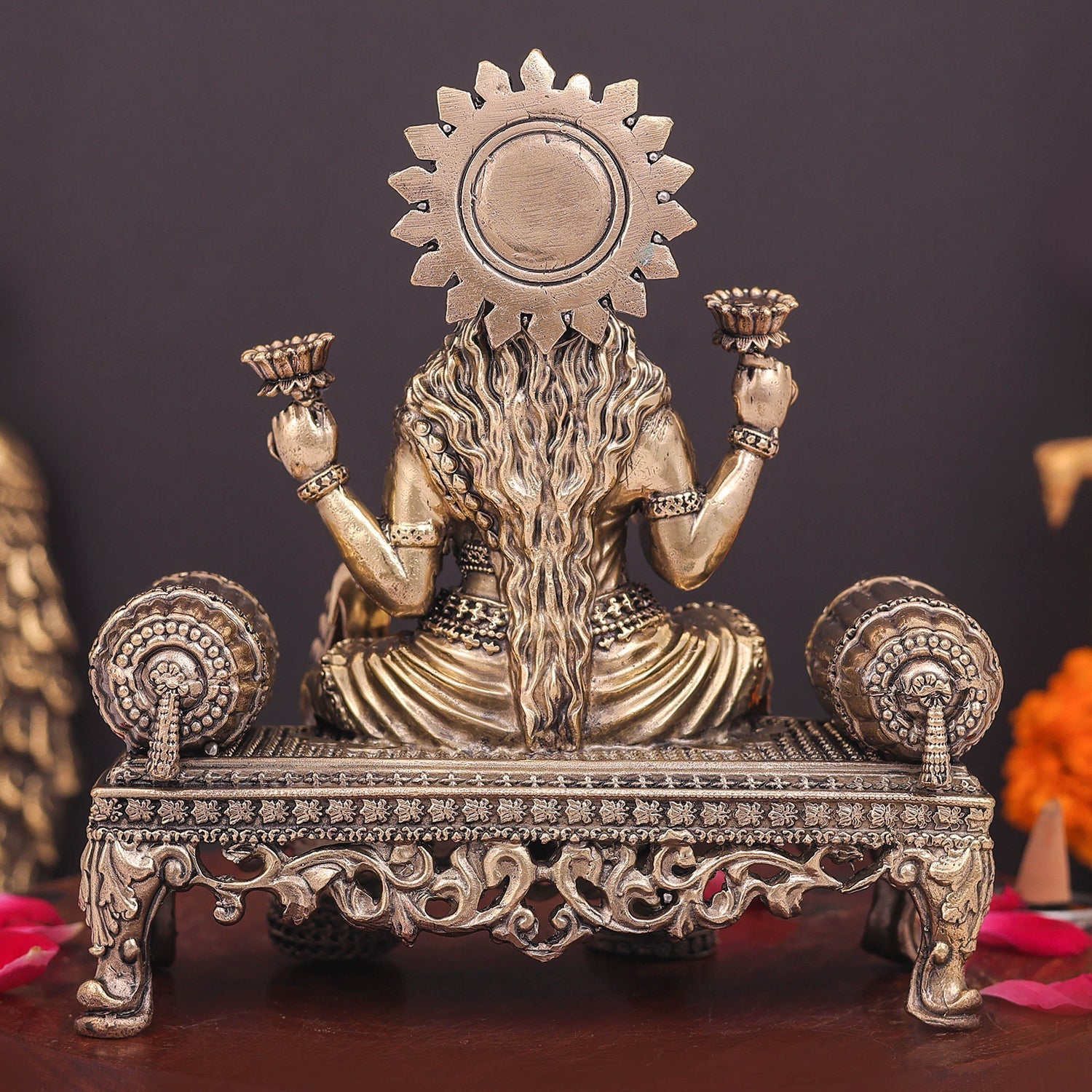 Brass Superfine Goddess Lakshmi Idol Seated on Singhasan 6 Inch - Image 6