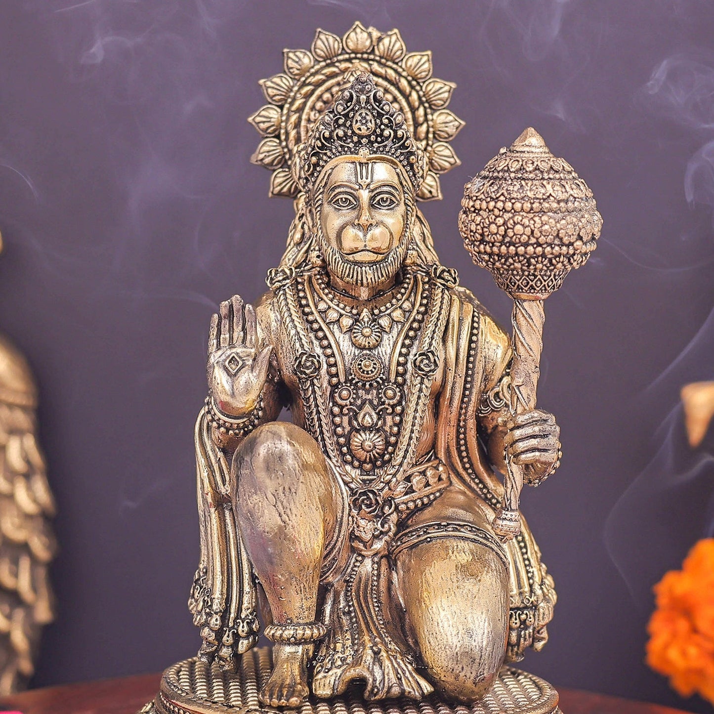 Brass Superfine Hanuman Idol For Temple Decor 7 Inch