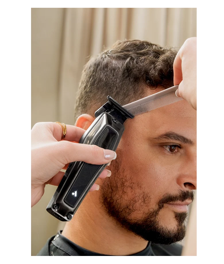 Andis Recon Trimmer Black Chrome by Andis - Sustainable Living (View 9)