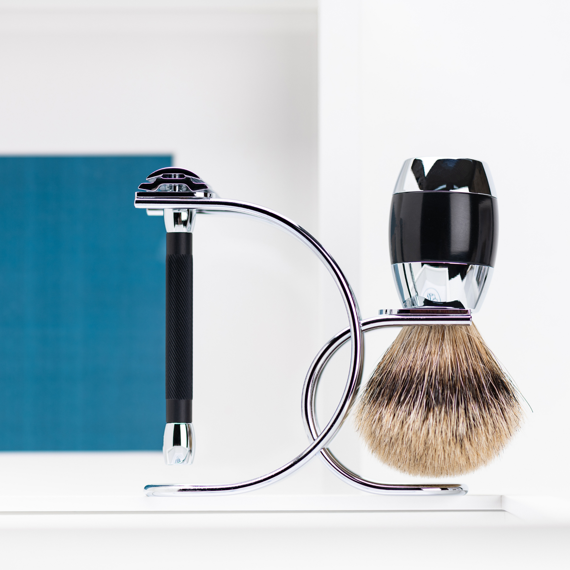 Merkur 3081 - 3pcs Shaving Set, Twin Color Black, Bright Chrome Finish - Image 5