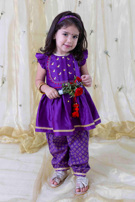 Chulbuli Chidiya Suit Set