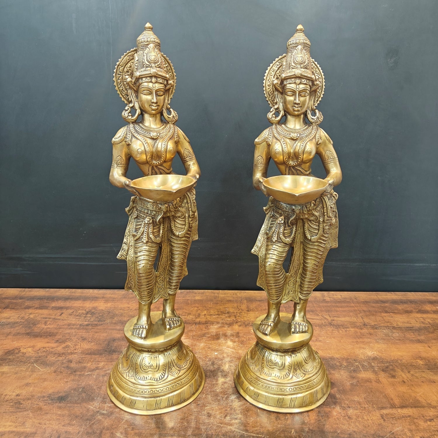 Brass Deeplakshmi Pavaai Vilakku Statue Pair Showpiece For Home Decor 29 Inch - Eco-friendly - Sama Homes