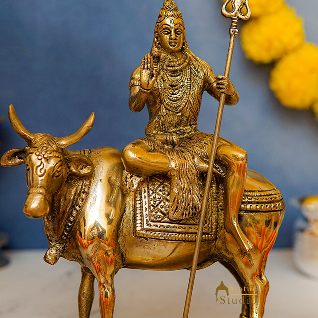 Brass Shiva Idol Seated On Nandi 9 Inch - Image 2