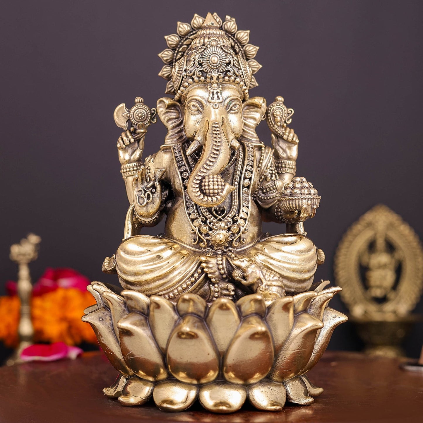 Brass Superfine Ganesha Idol Sitting On Lotus 6 Inch