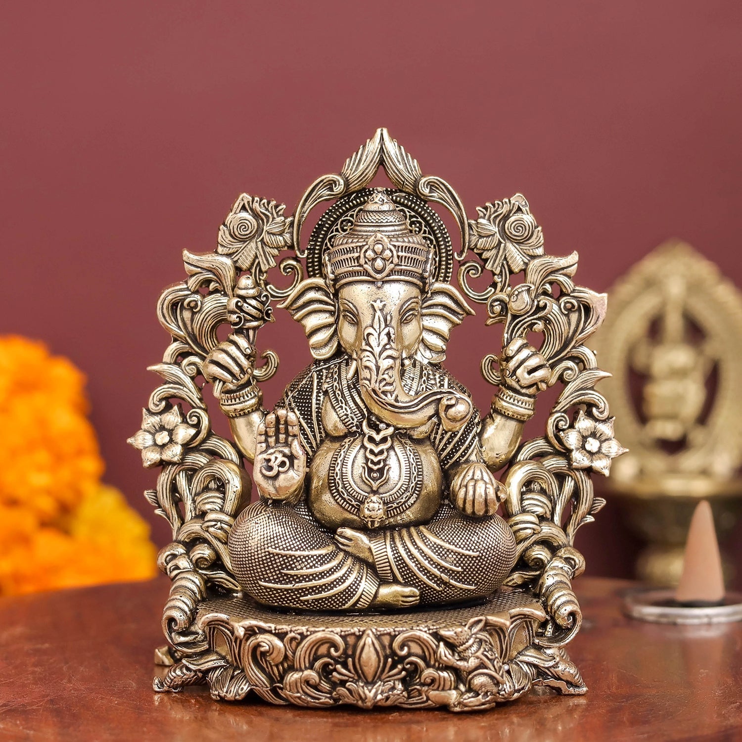 Brass Antique Ganesha Idol with Arch 4" - Eco-friendly - Sama Homes