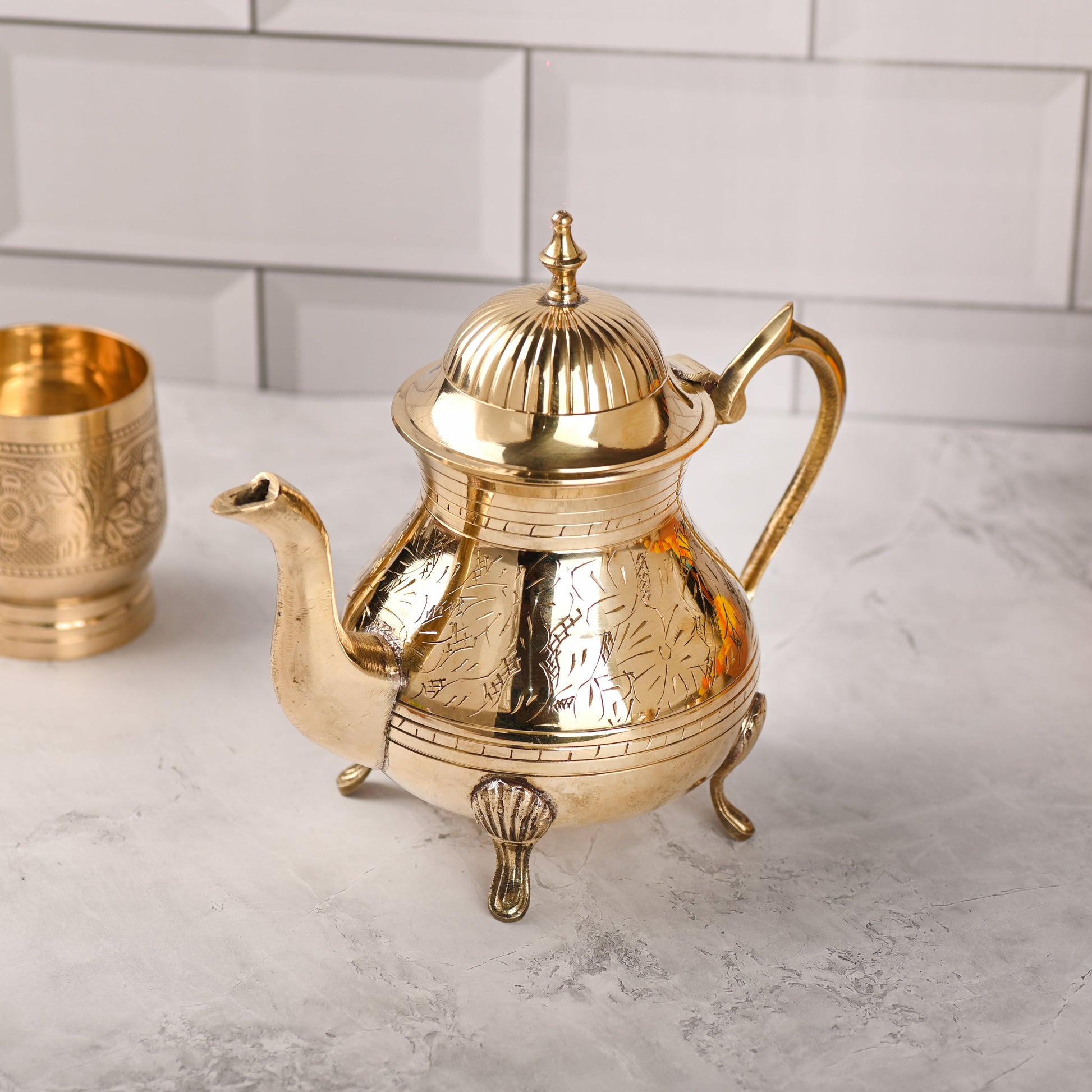 Handmade Brass Leaf Design Mughlai Tea Pot with Lid – 7.4 Inch | Premium Indian Brassware – Sama Homes - Eco-friendly - Sama Homes