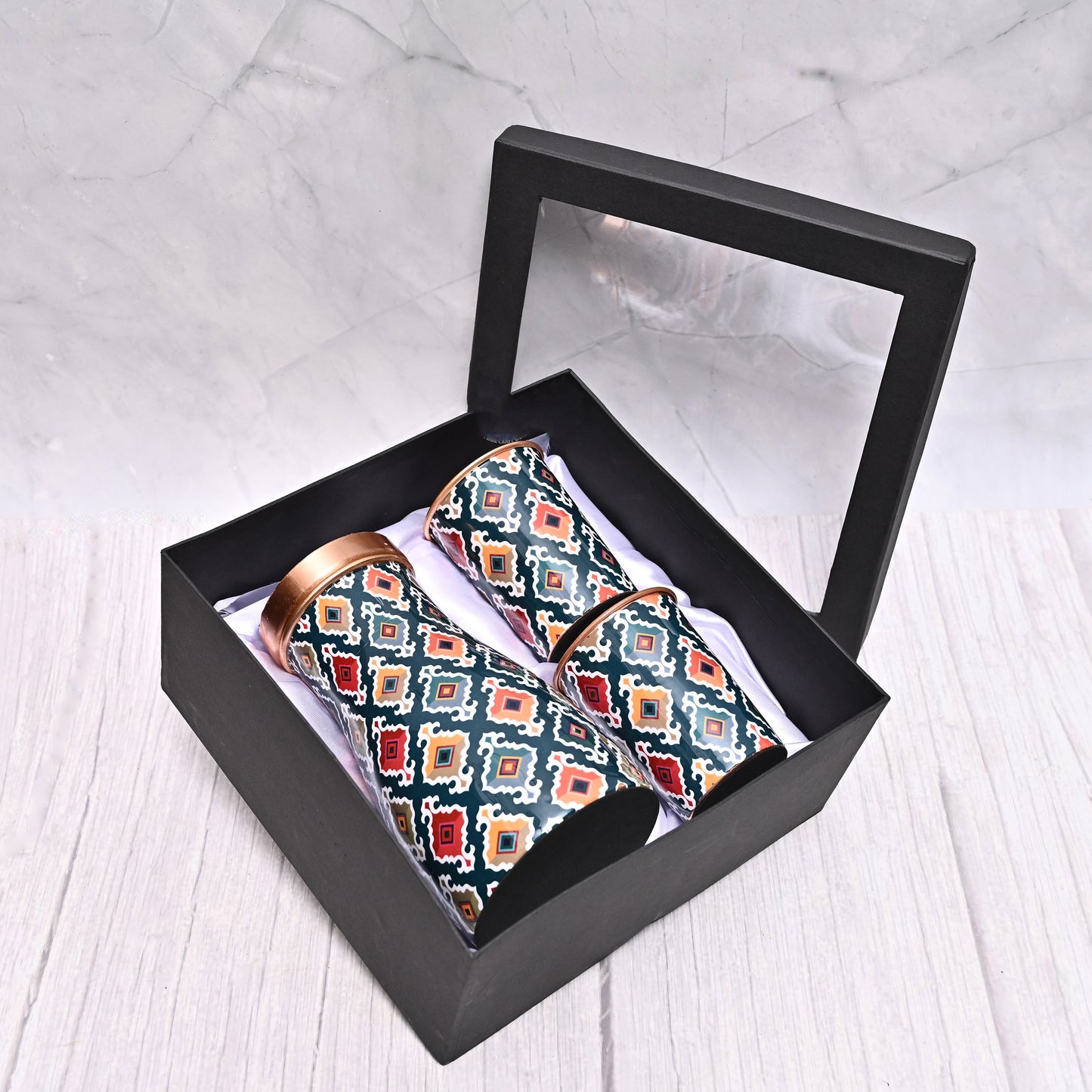 Beautiful Pure Copper Bedroom Jar / Water Pot With 2 Pcs Glass In Gift Box Capacity 1000 ML