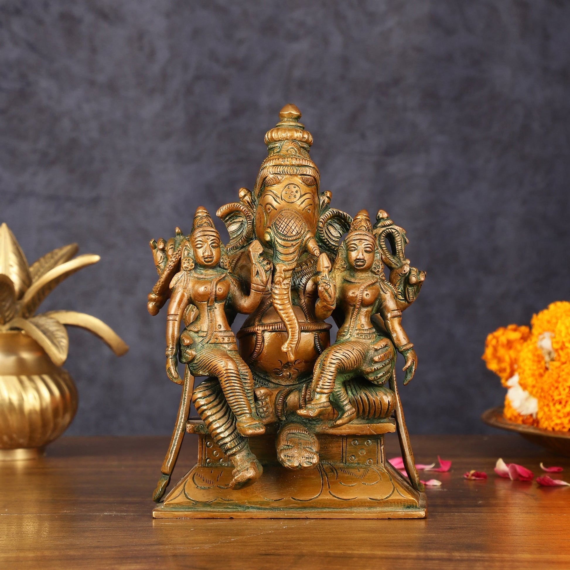 Bronze Finish Pure Brass Lord Ganesha Statue with Riddhi and Siddhi - 7 Inch - Sama Homes Idol - Brass Sculpture - Eco-friendly - Sama Homes