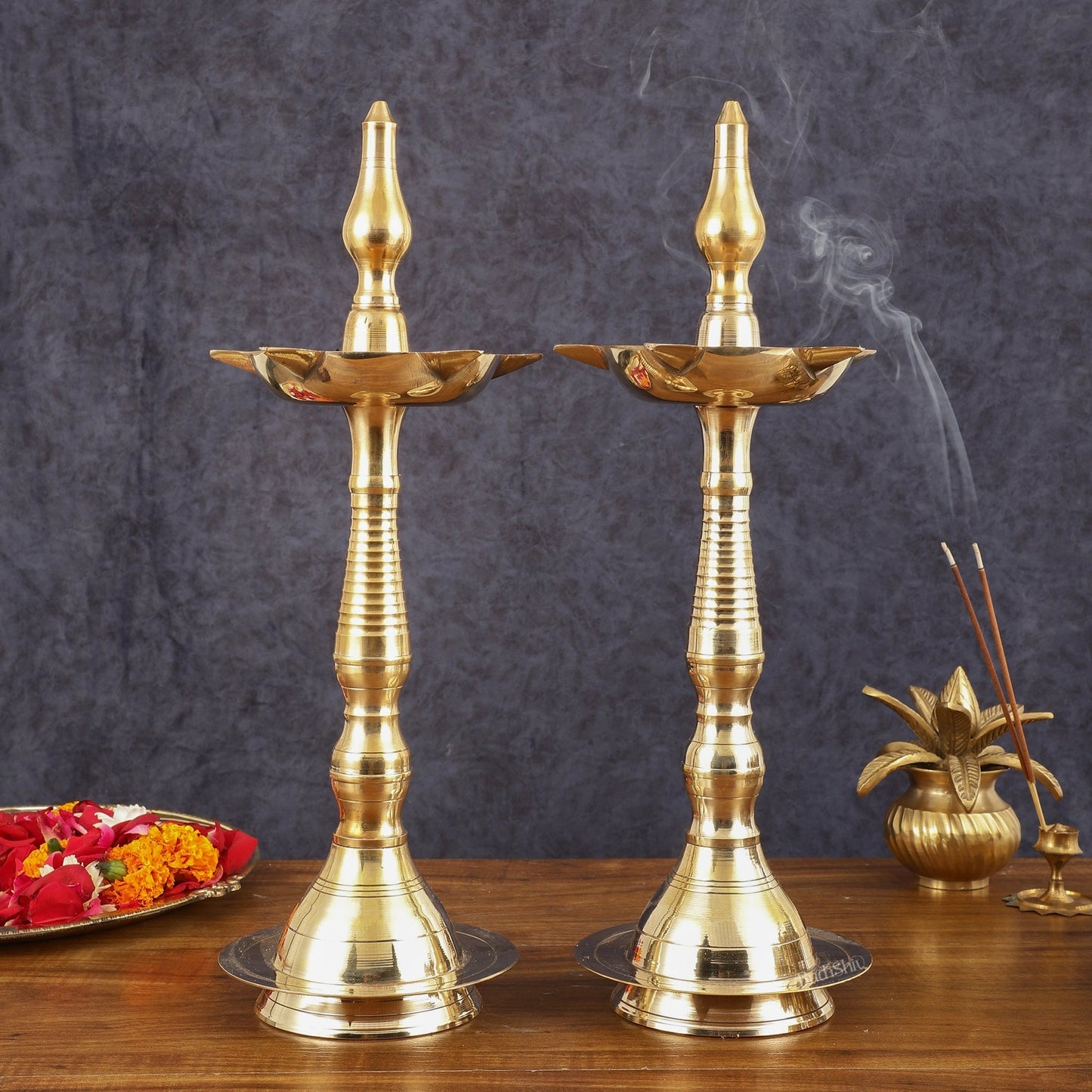 Pure Brass Traditional Kerala Oil Lamp (Nilavilakku) Pair – 16 Inch, South Indian Diya (2kg Set)
