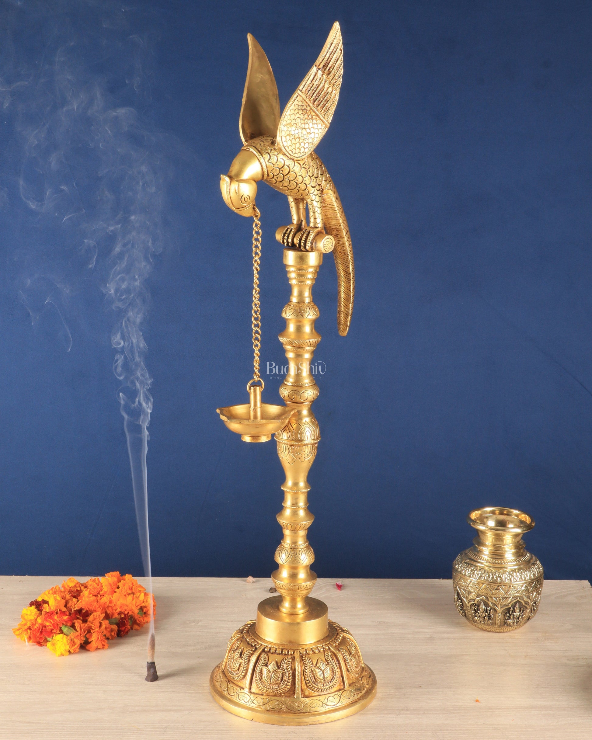 Handcrafted Pure Brass Superfine Large Parrot Lamp Vilakku - 29" – Sama Homes - Eco-friendly - Sama Homes