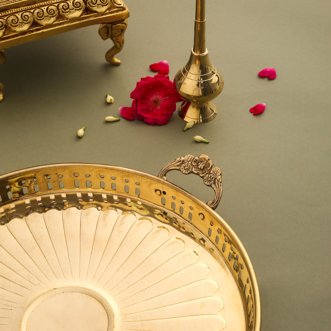 Image of | | Premium Brass & Wood Decor | Sama Homes