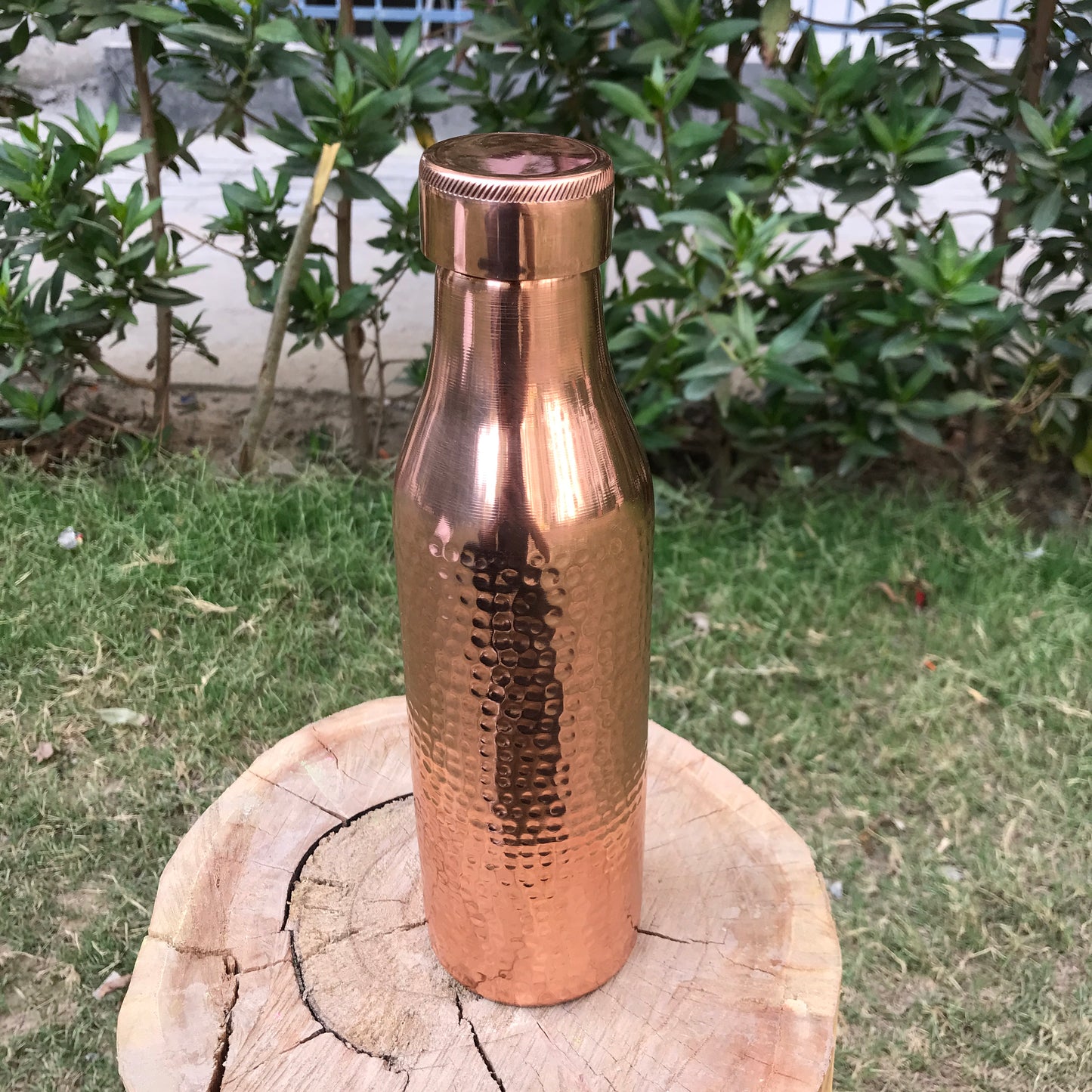Pure Copper Hammered Design Water Bottle Plain Unique Design Capacity 1000ML