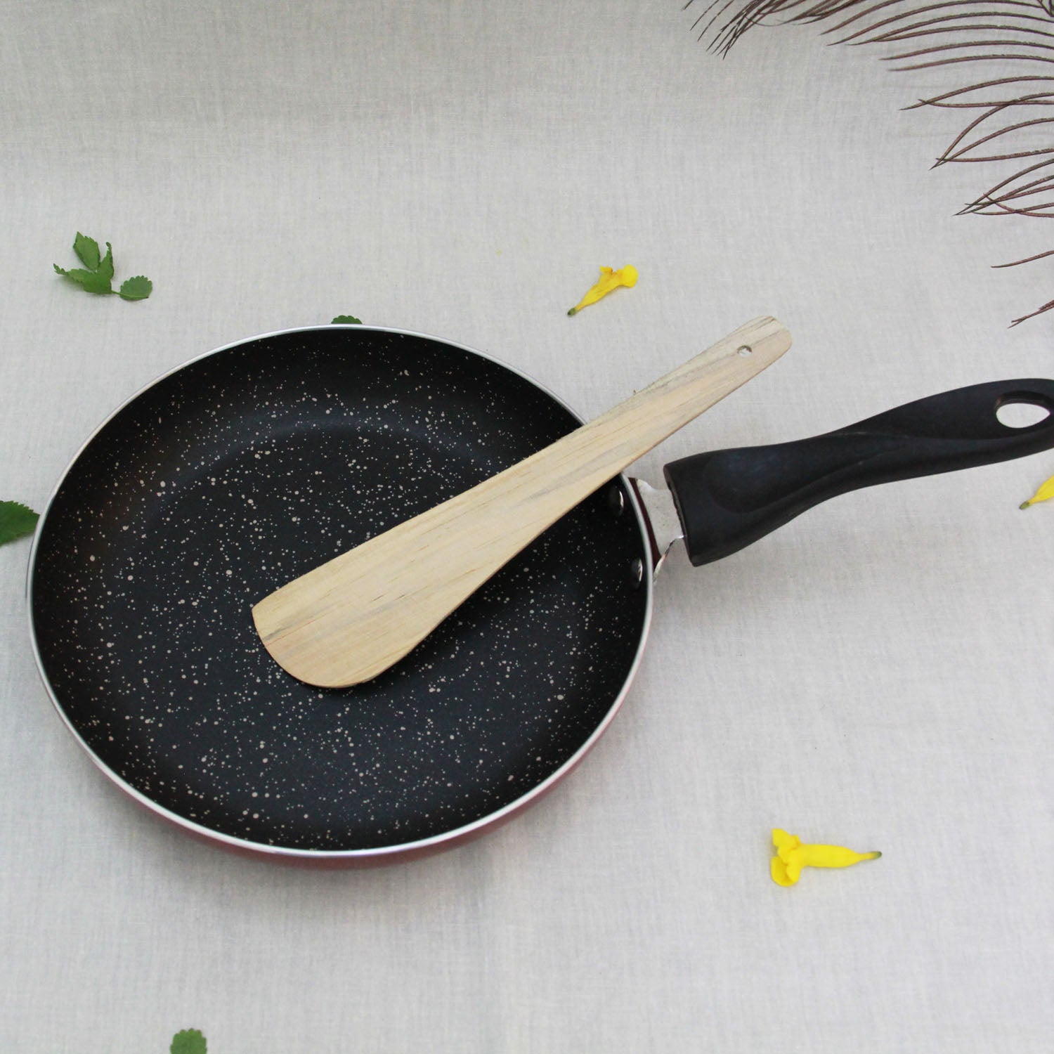 Non Stick Fry Pan with Spatula