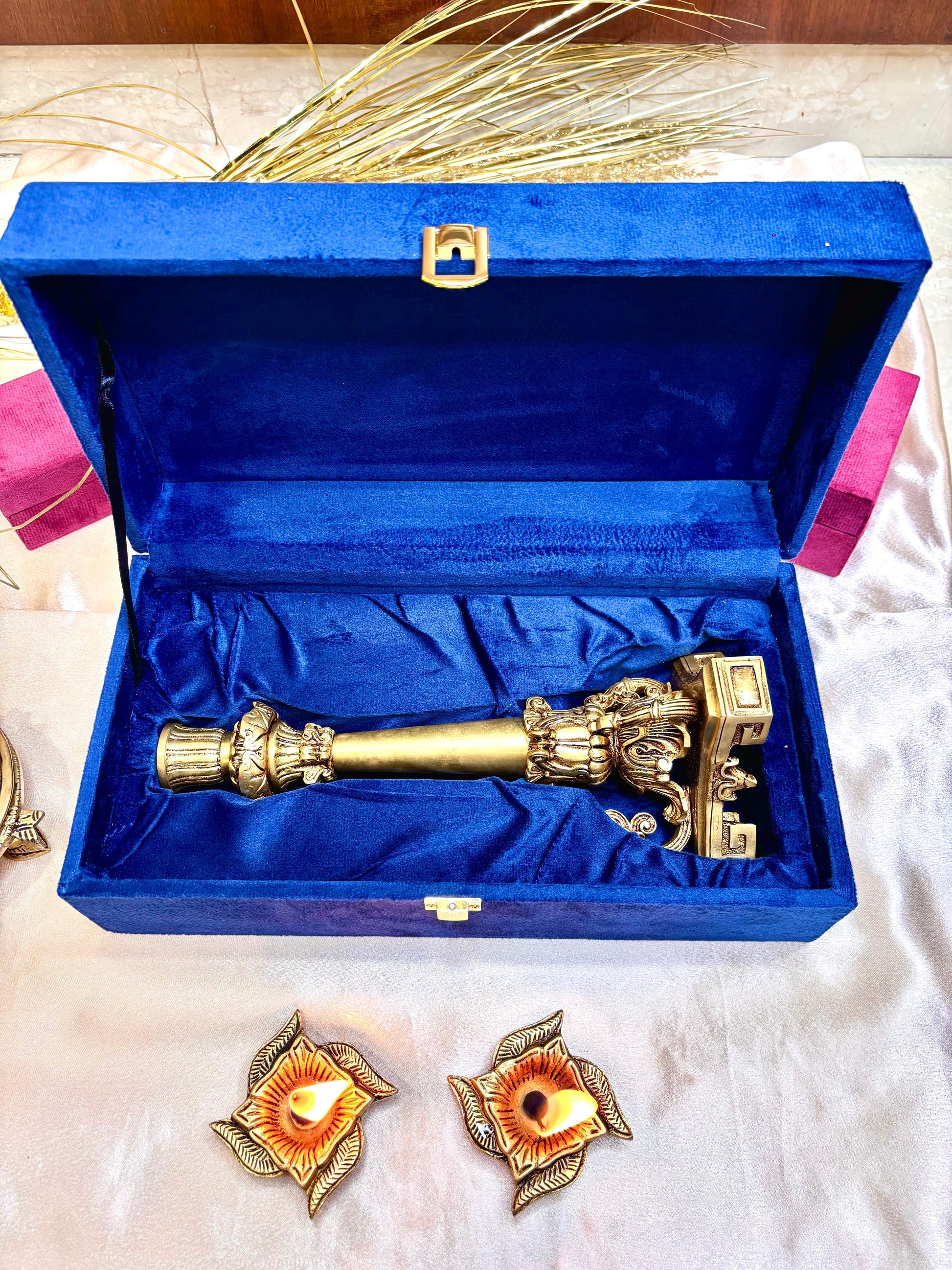 Brass Candle Stand with Velvet Gift Box – Elegant Décor & Gift (10.9 Inch) - Eco-friendly - Sama Homes