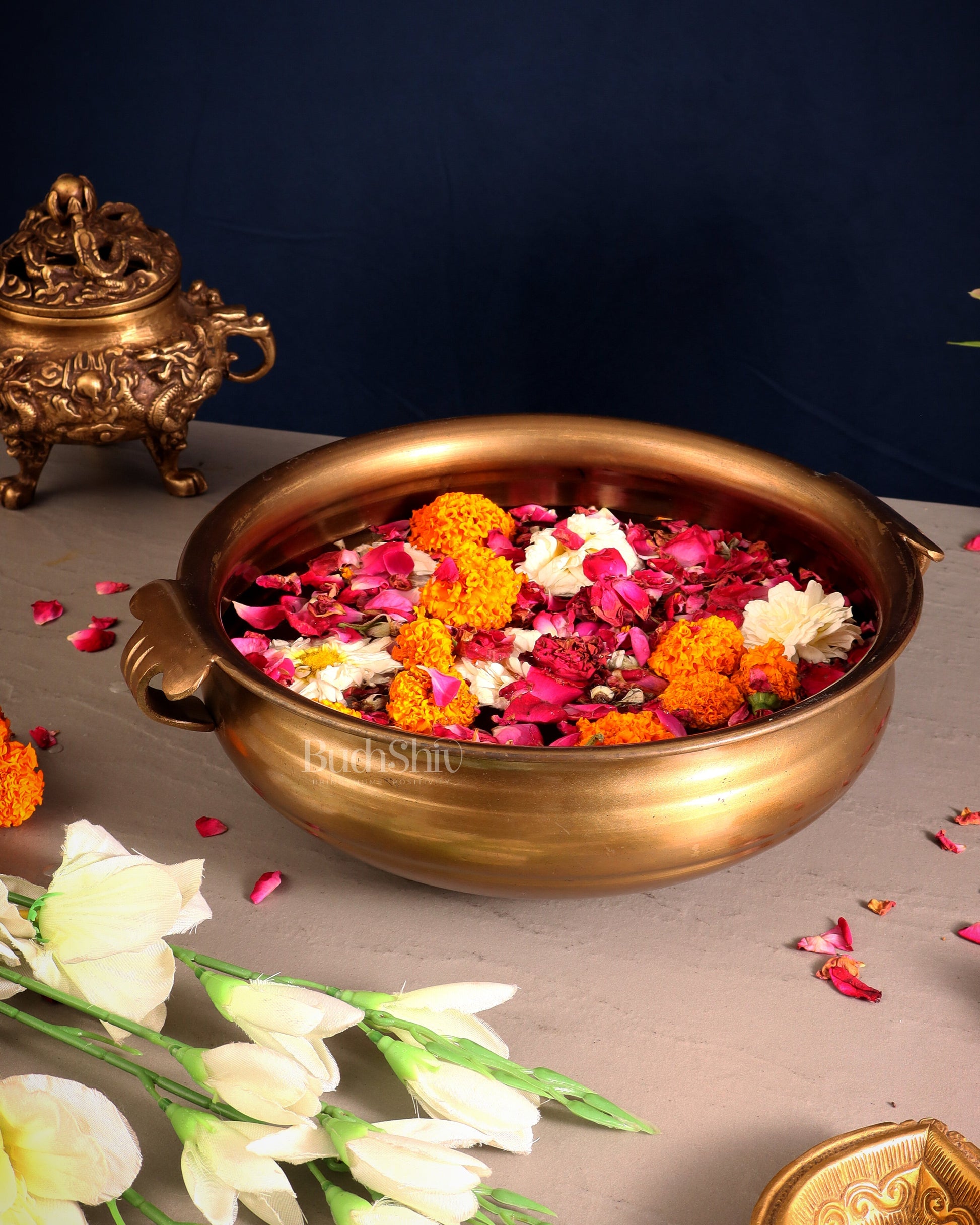 Pure Brass Large Urli Bowl – Antique Finish | 12" Wide – Sama Homes - Eco-friendly - Sama Homes