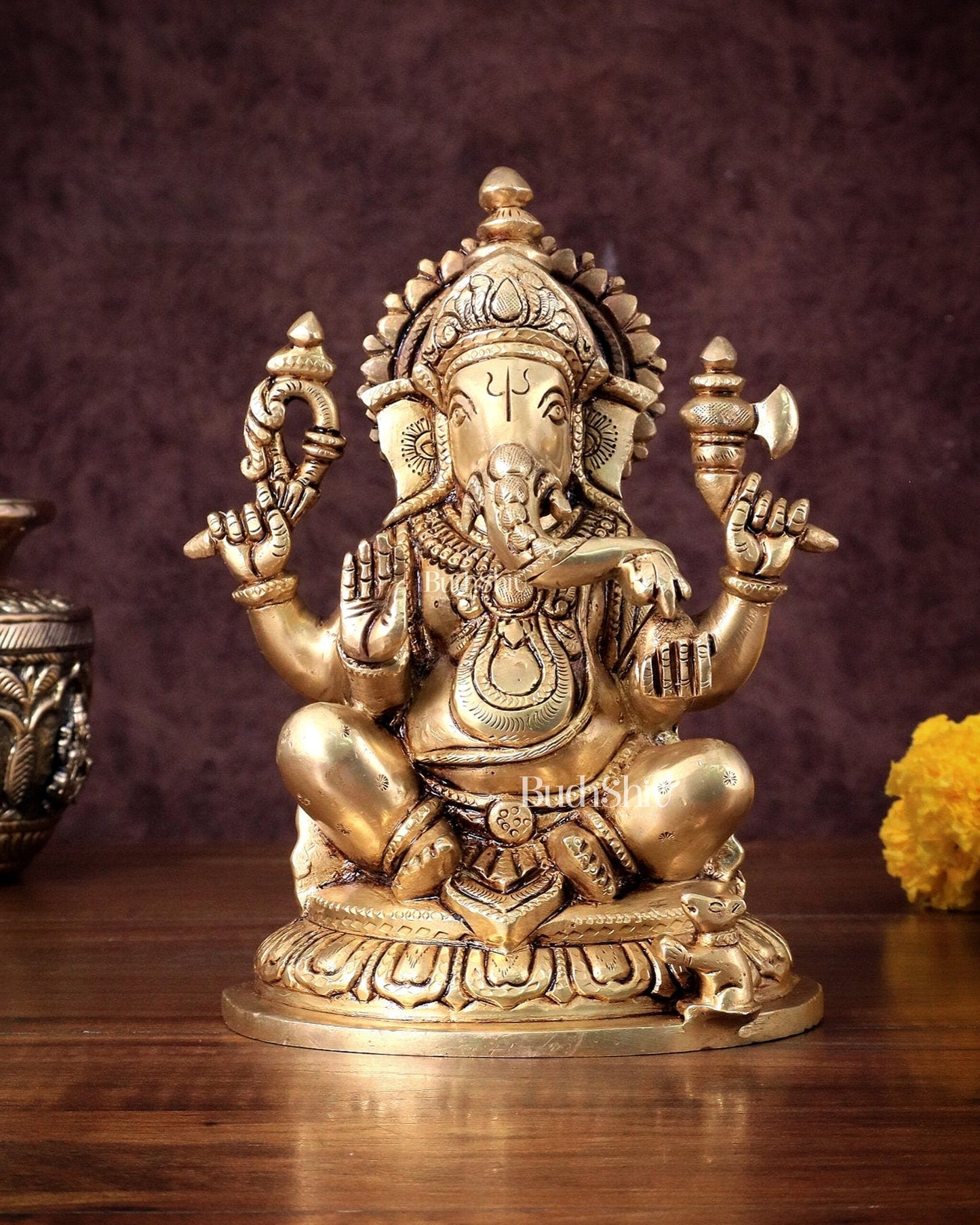 Pure Brass Ganesha statue - 7.5" Height - Sama Homes Idol - Brass Sculpture