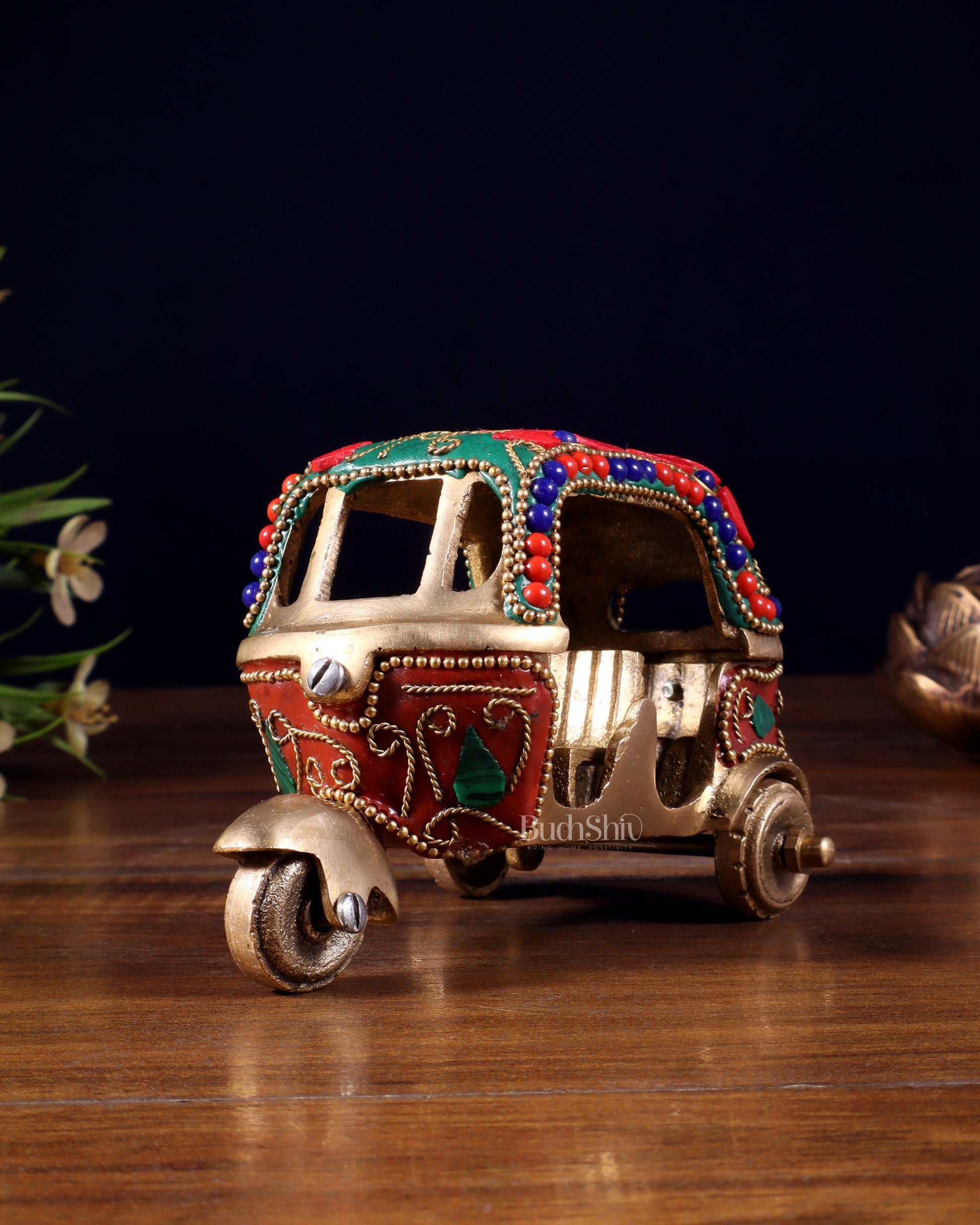 Pure Brass Auto Rickshaw Showpiece – Indian Souvenir Gift - Sama Homes Idol - Brass Sculpture - Eco-friendly - Sama Homes