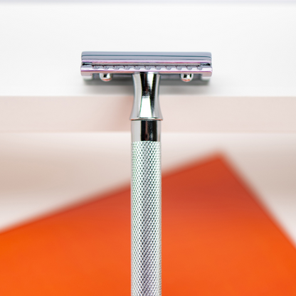 Merkur 3-Piece Ladies DE Safety Razor, Closed Comb, Knurled Extra Long Handle, Chrome, Pink Box by Merkur - Double Edge Safety Razors (View 7)