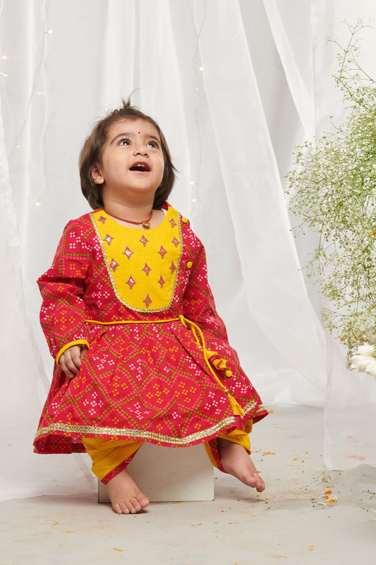 Baby Girl Pink Printed Bandhani Angrakha Set