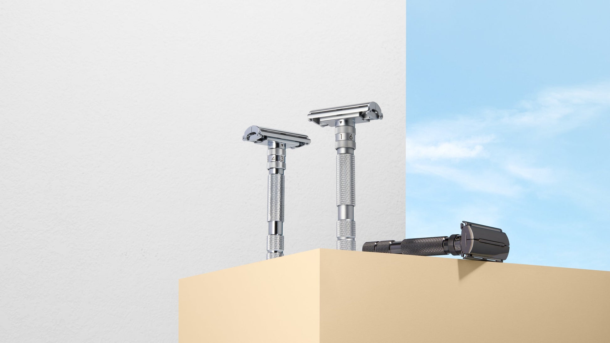 Rockwell T2 Adjustable Twist-To-Open DE Safety Razor - White Chrome - Image 5