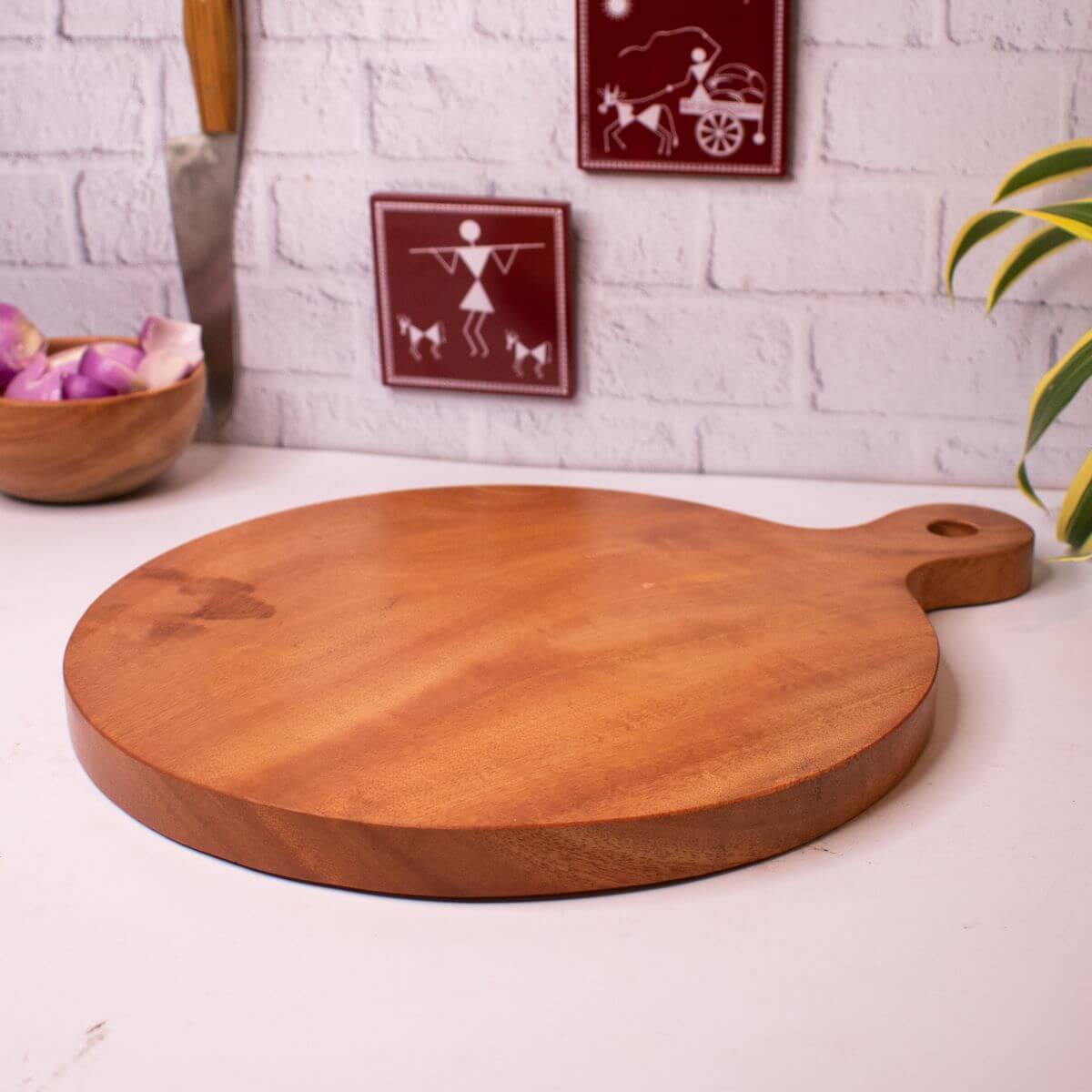 Round Neem Wood Chopping Board - Eco-friendly - Sama Homes