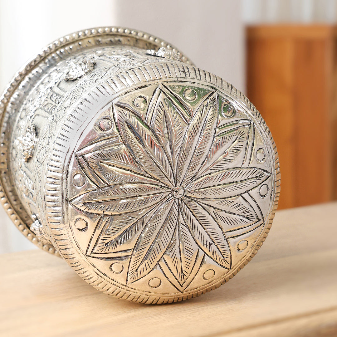 Silver Plated Brass Ashtalakshmi Decorative Pot – Traditional Handcrafted Indian Décor | Available in 3 Sizes – Image 6