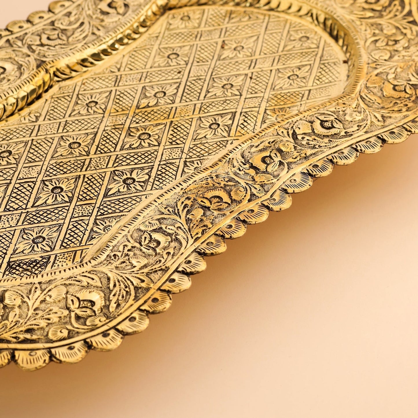 Image of | | Premium Brass & Wood Decor | Sama Homes