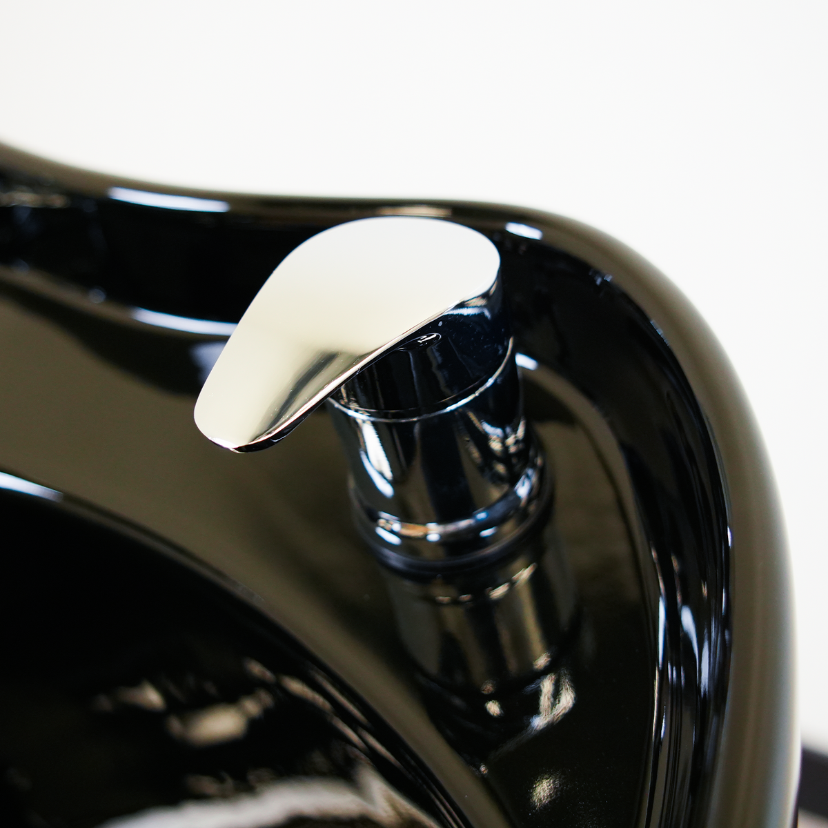Stratos Shampoo Backwash Unit