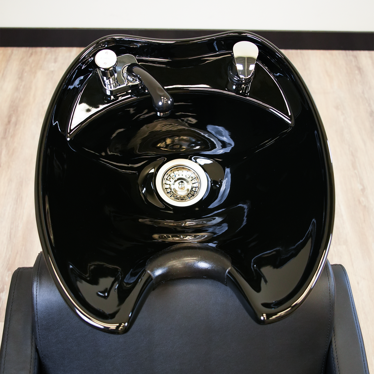Stratos Shampoo Backwash Unit