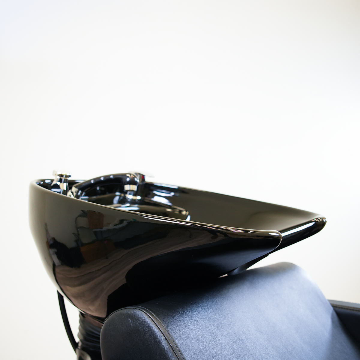 Stratos Shampoo Backwash Unit by LEVANT BARBER EQUIPMENT - Furniture (View 14)