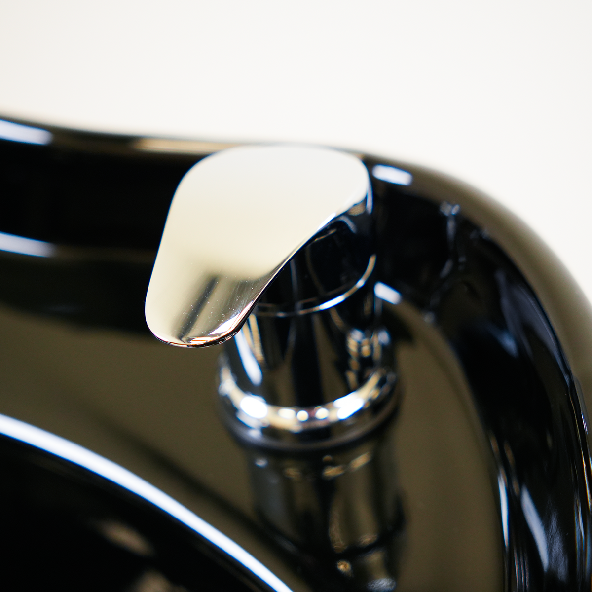 Sultan Shampoo Backwash Unit by LEVANT BARBER EQUIPMENT - Furniture (View 10)