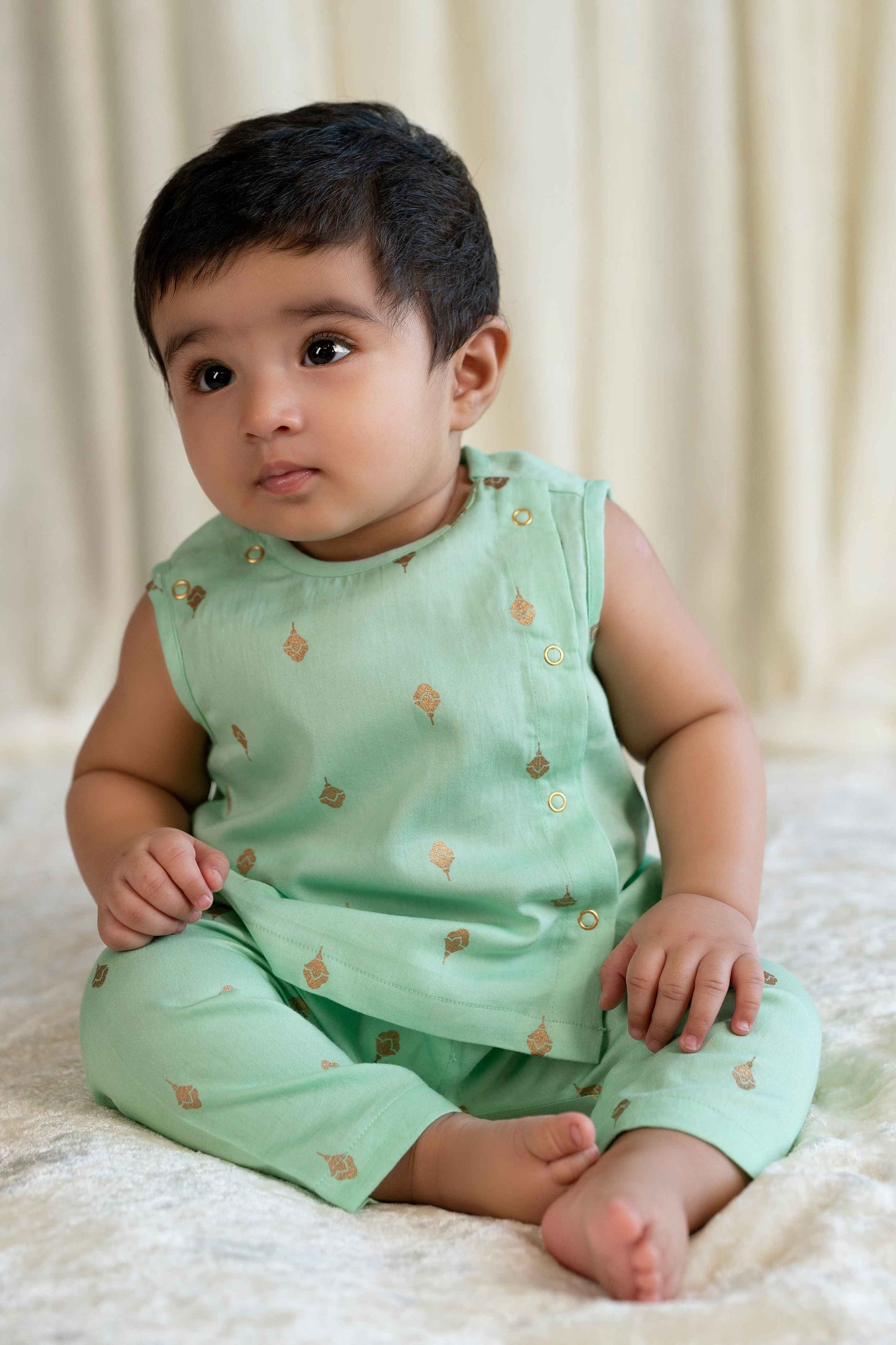 Sadabahar Unisex Jhabla Set - Green