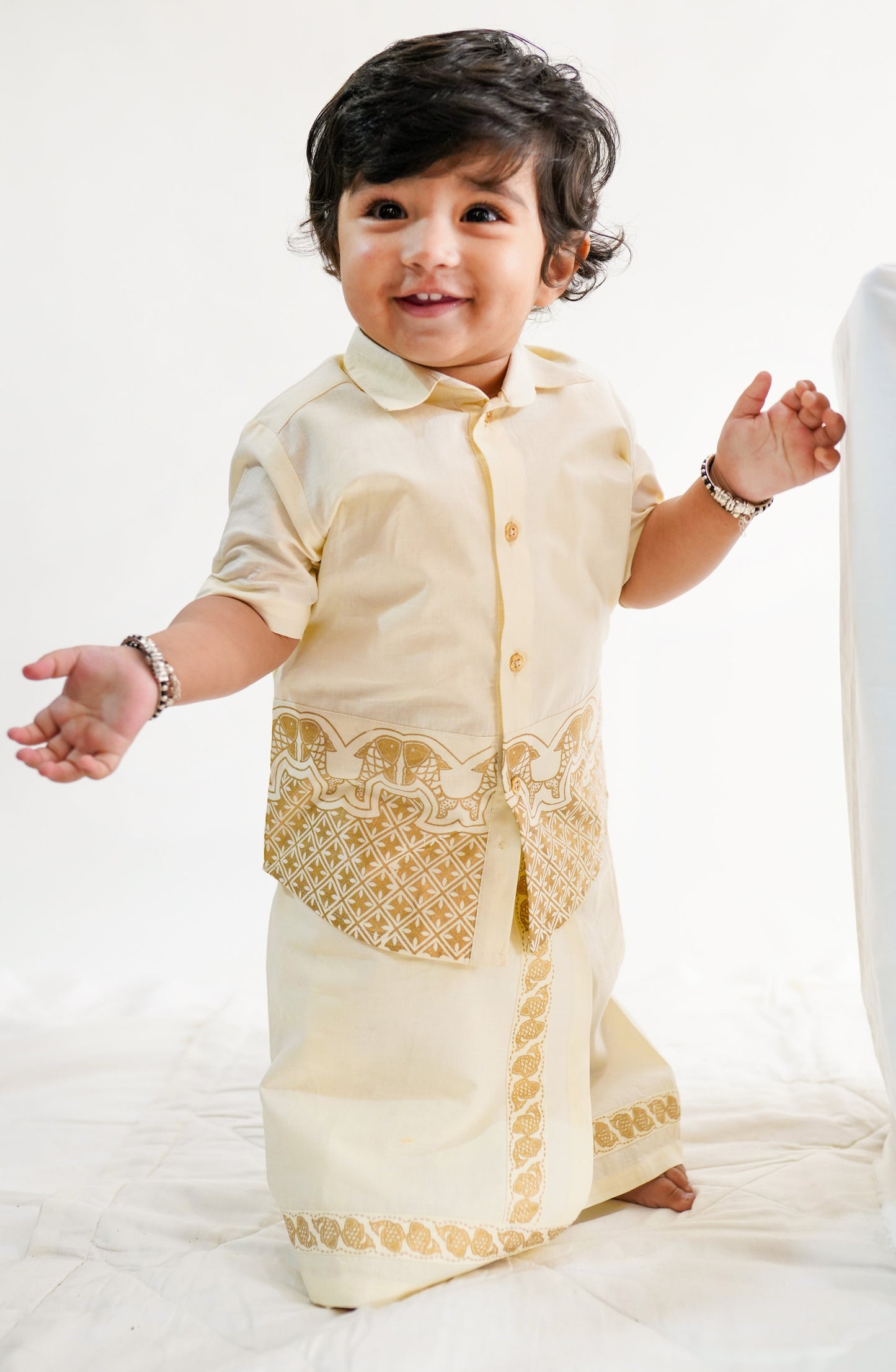 2 Pc Mundu Dhoti Shirt Set- Cream