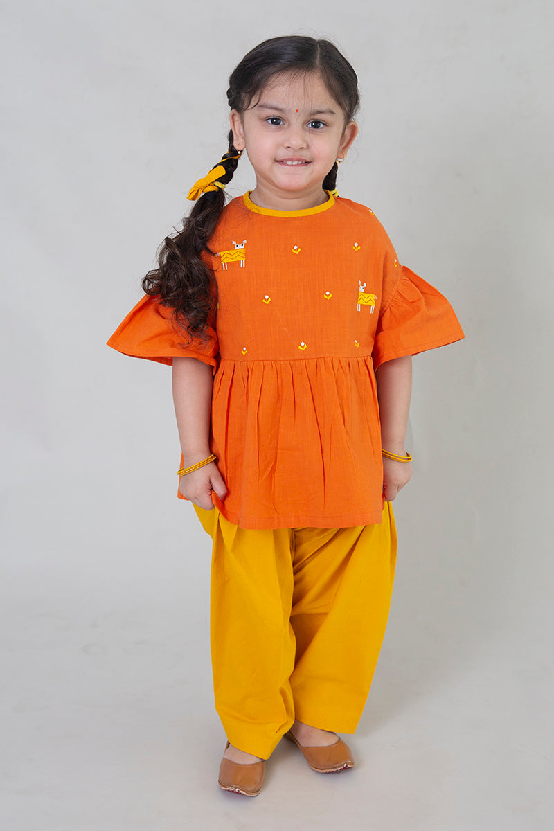 Girls Orange Phulkari Deer Top Set - Image 3