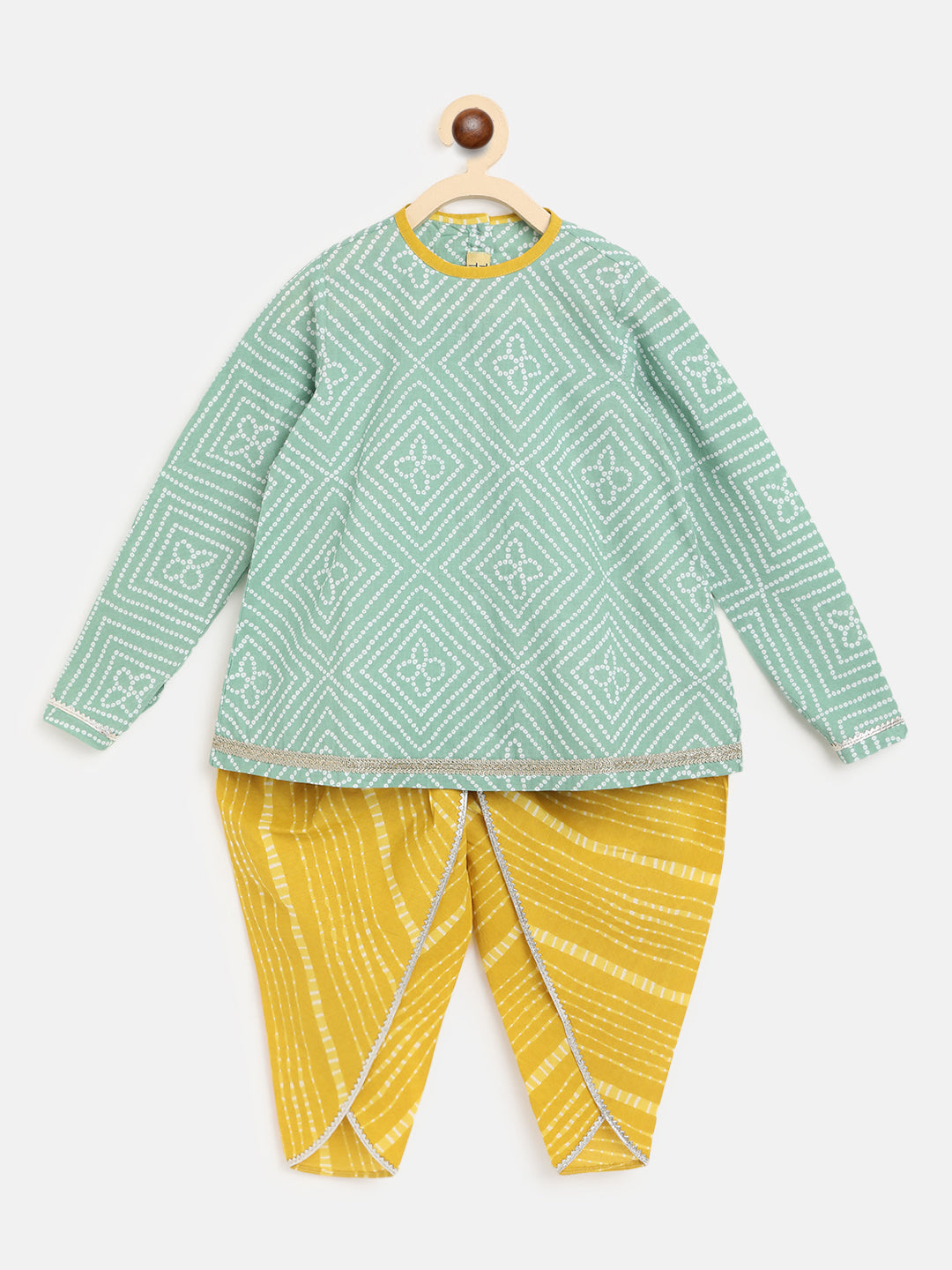 Girls Green Printed Bandhani Suit Set - Image 3