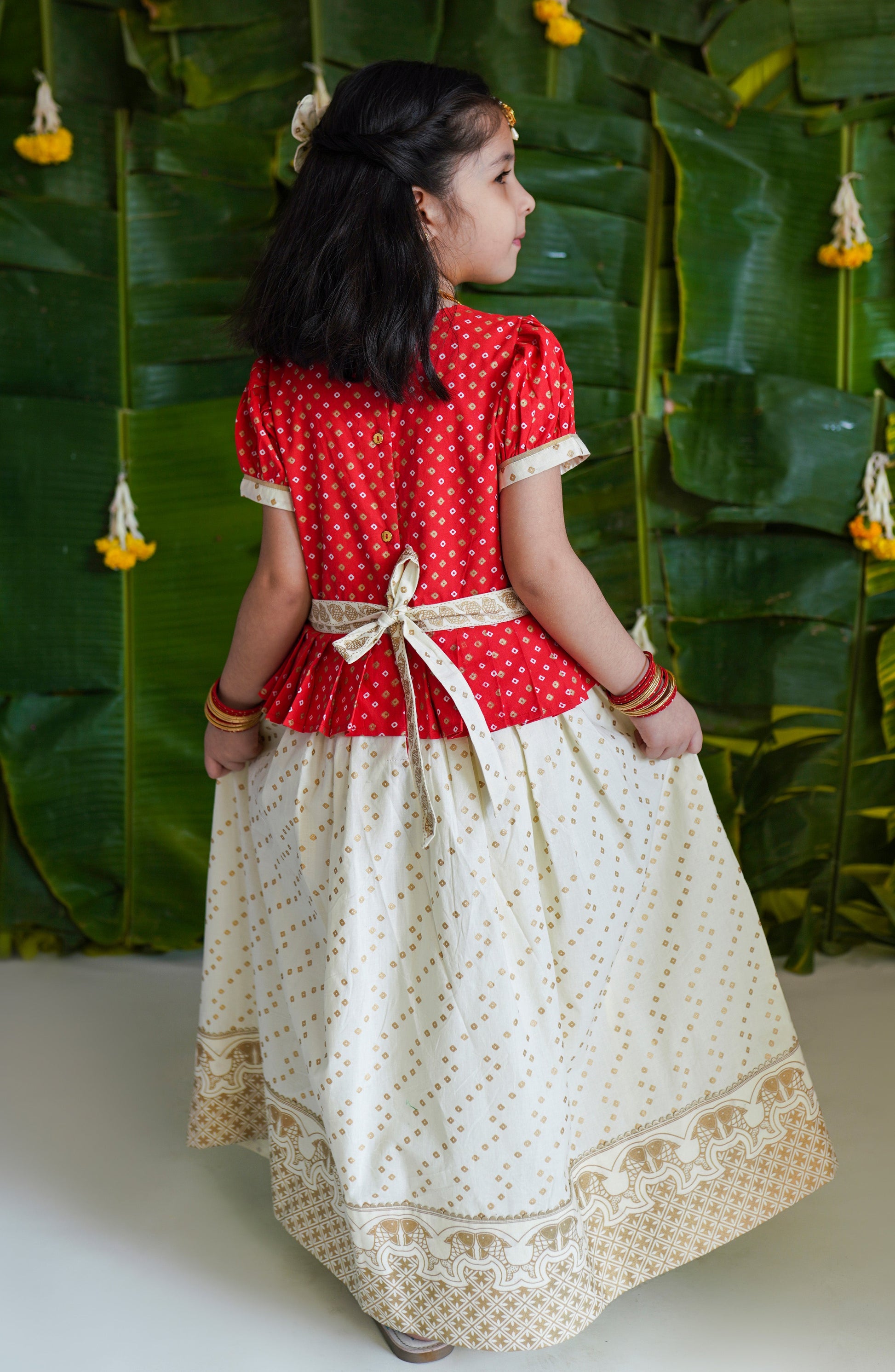 Girl Bandhani Pattu Pavdai-Red - Image 3