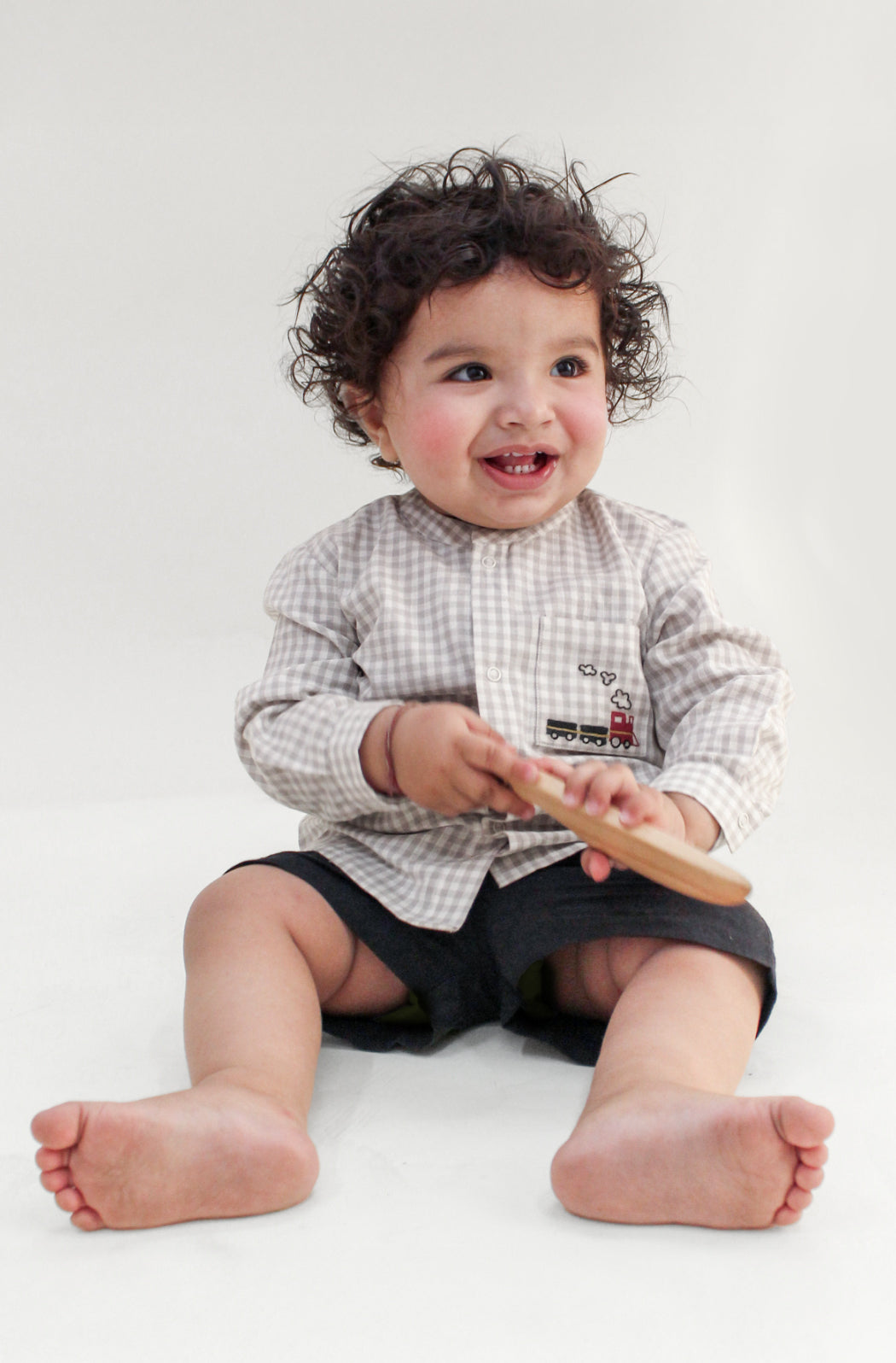 Mini Explorer Shirt & Shorts Set - Eco-friendly - Sama Homes