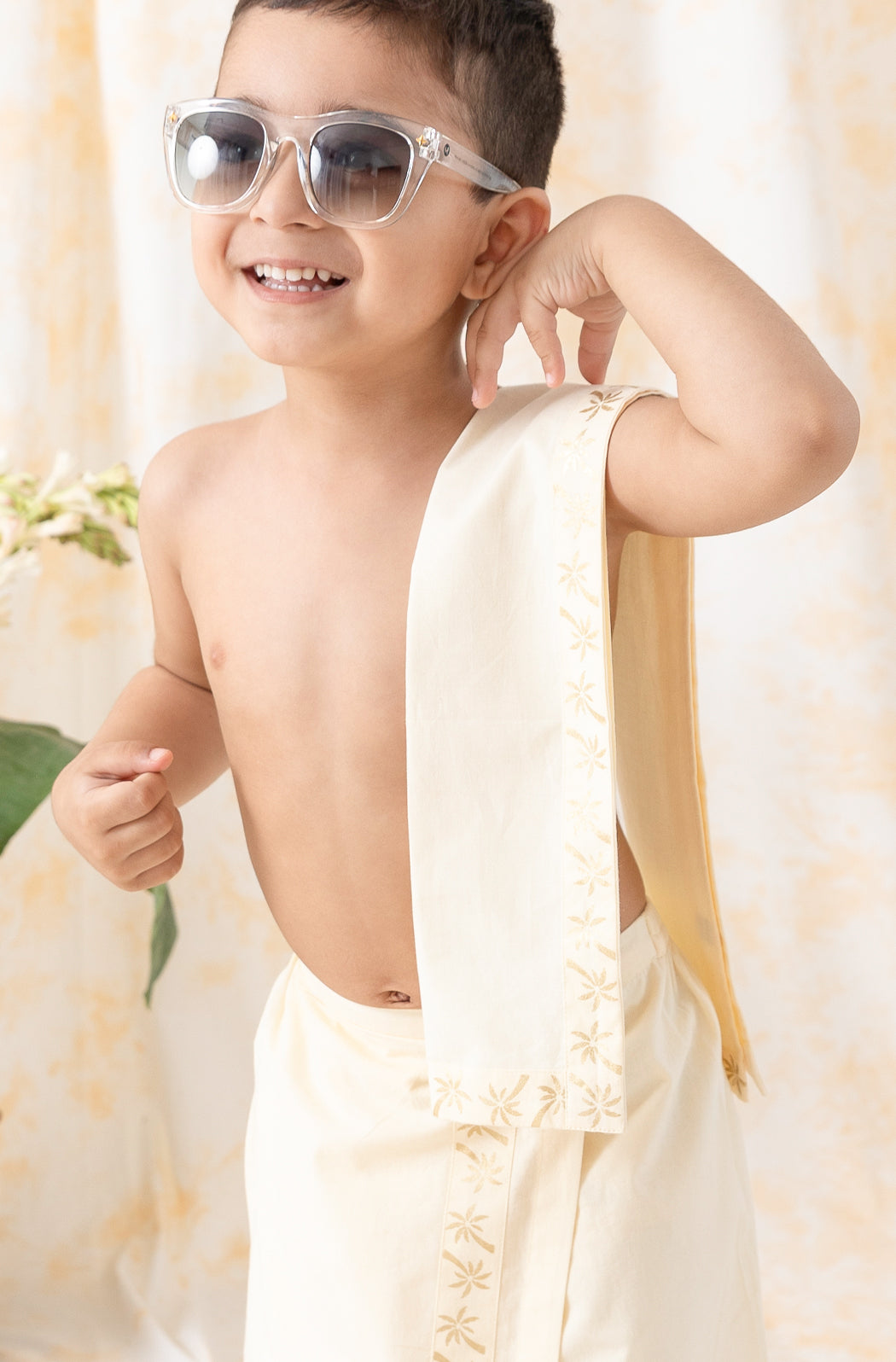 Coconut Tree Solid Angvastram - Eco-friendly - Sama Homes