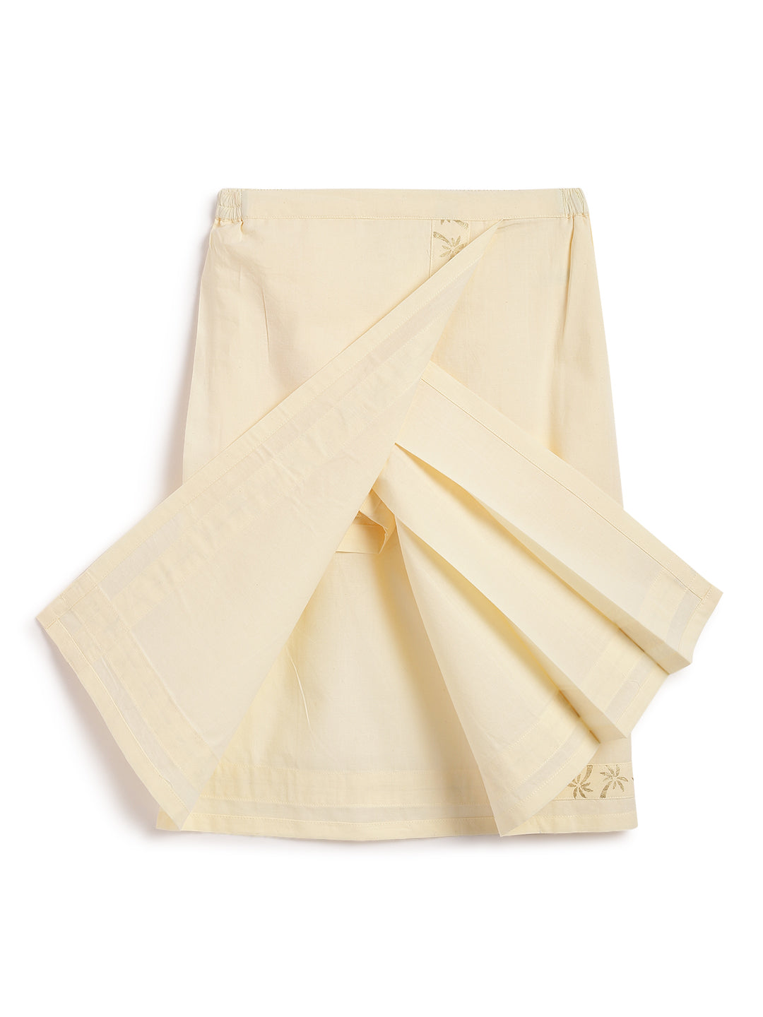 Coconut Tree Solid Mundu