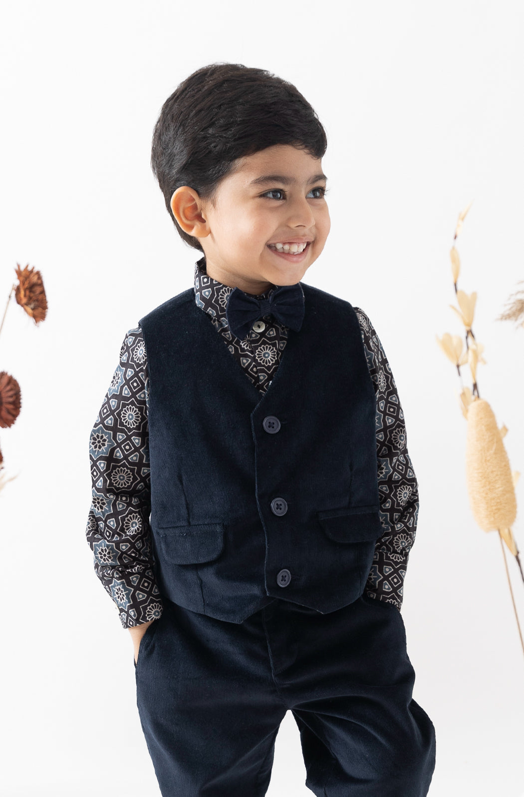 Little Gentleman Waistcoat - Image 3