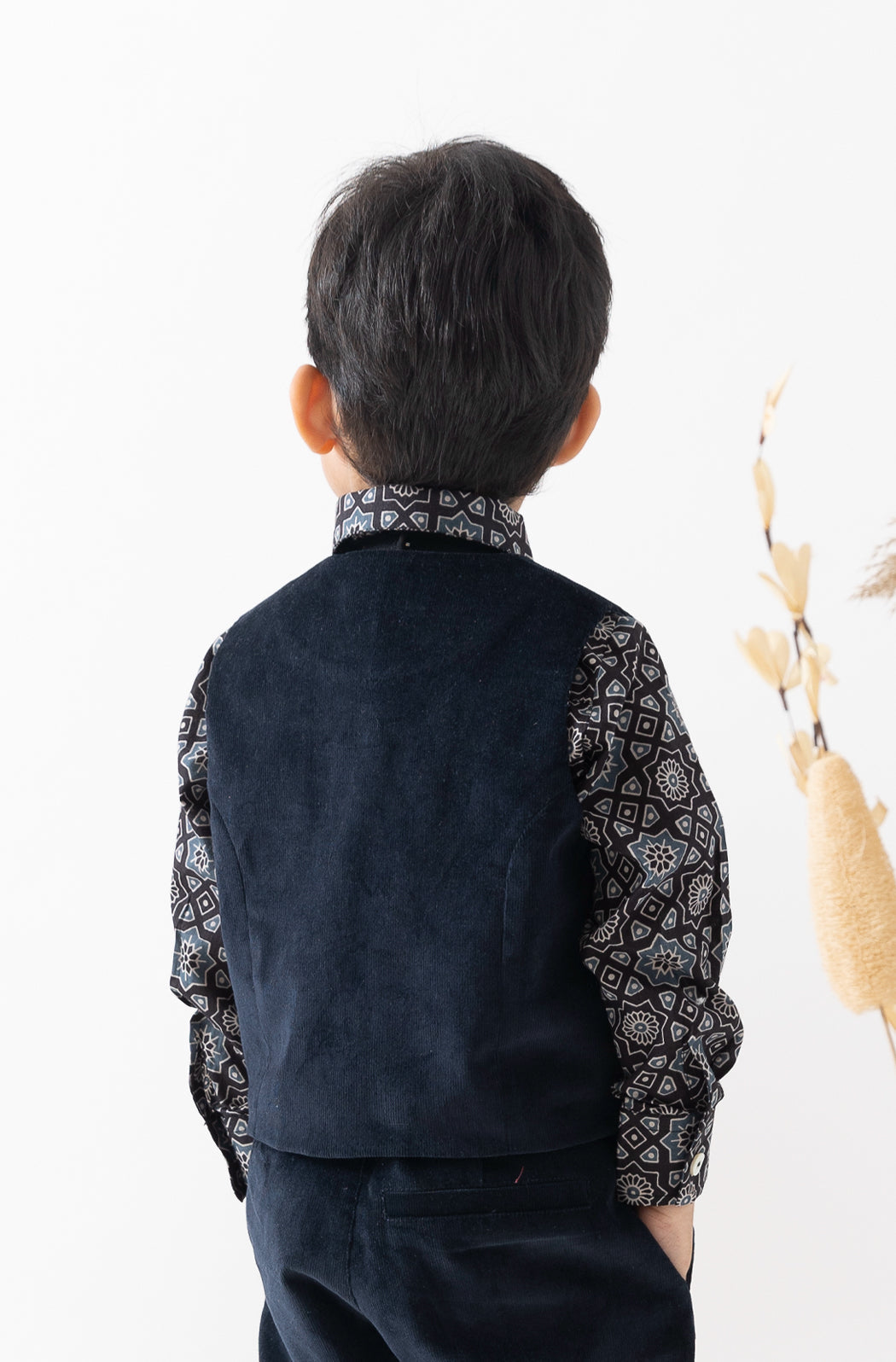 Little Gentleman Waistcoat - Image 4