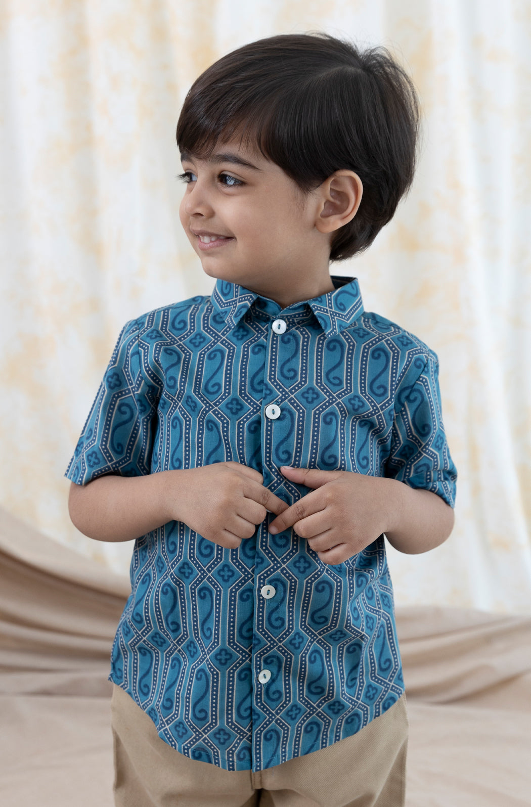 Geo Fun Indi Shirt - Eco-friendly - Sama Homes