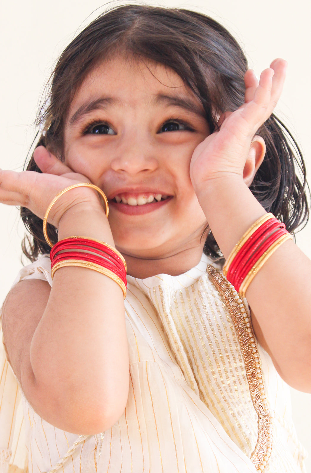 Royal Red Golden Shine Bangles - Image 3