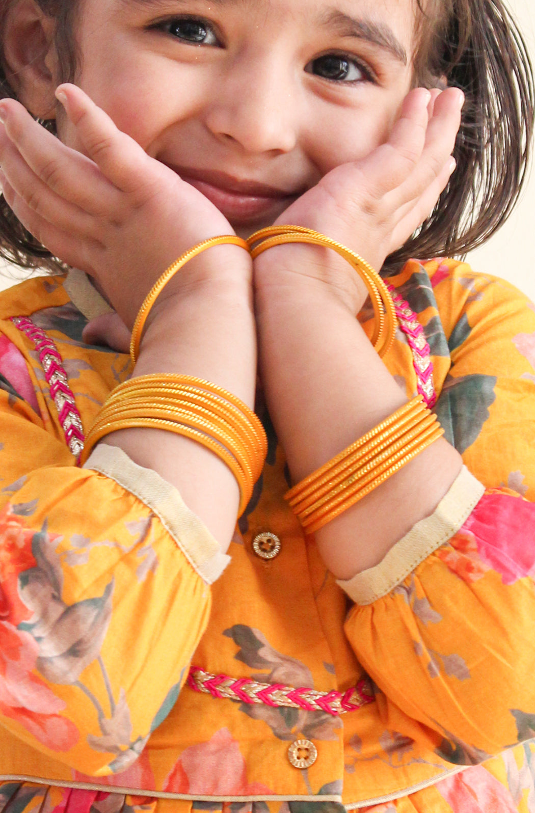 Golden Criss Cross Bangles - Image 4