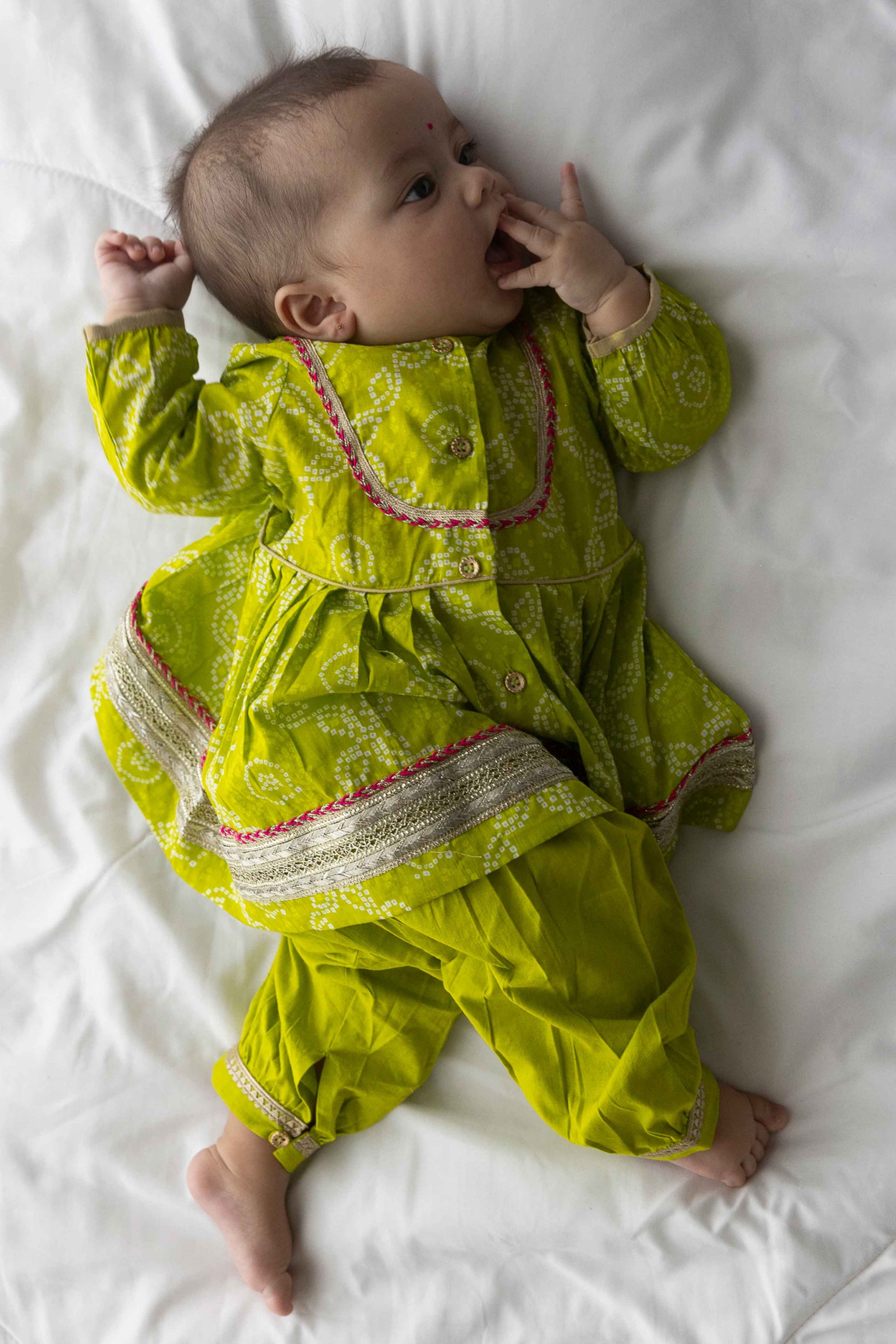 Baby Girl Bandhani Angrakha Suit Set - Green - Image 2