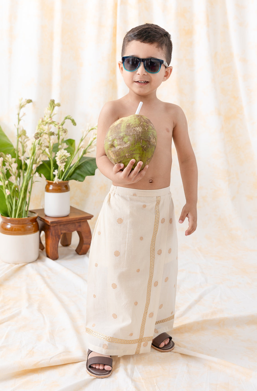 Polka Dot Solid Mundu - Eco-friendly - Sama Homes