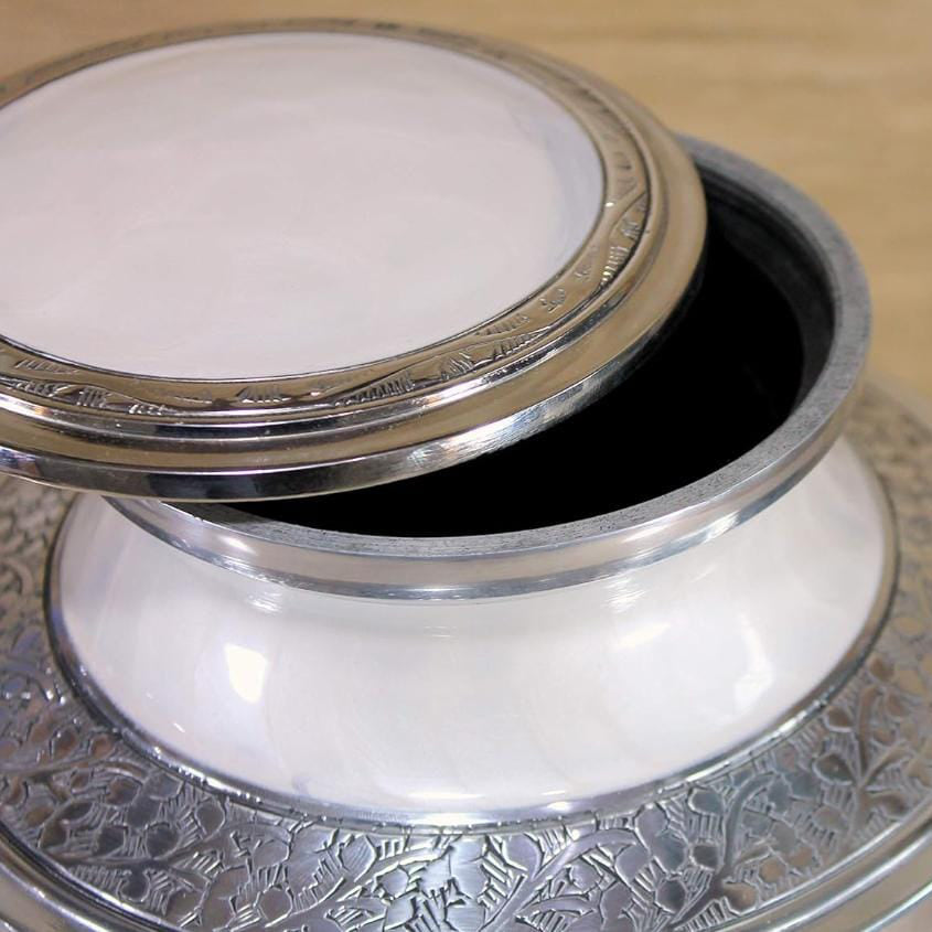 Aluminium 10 inches urn - Image 2