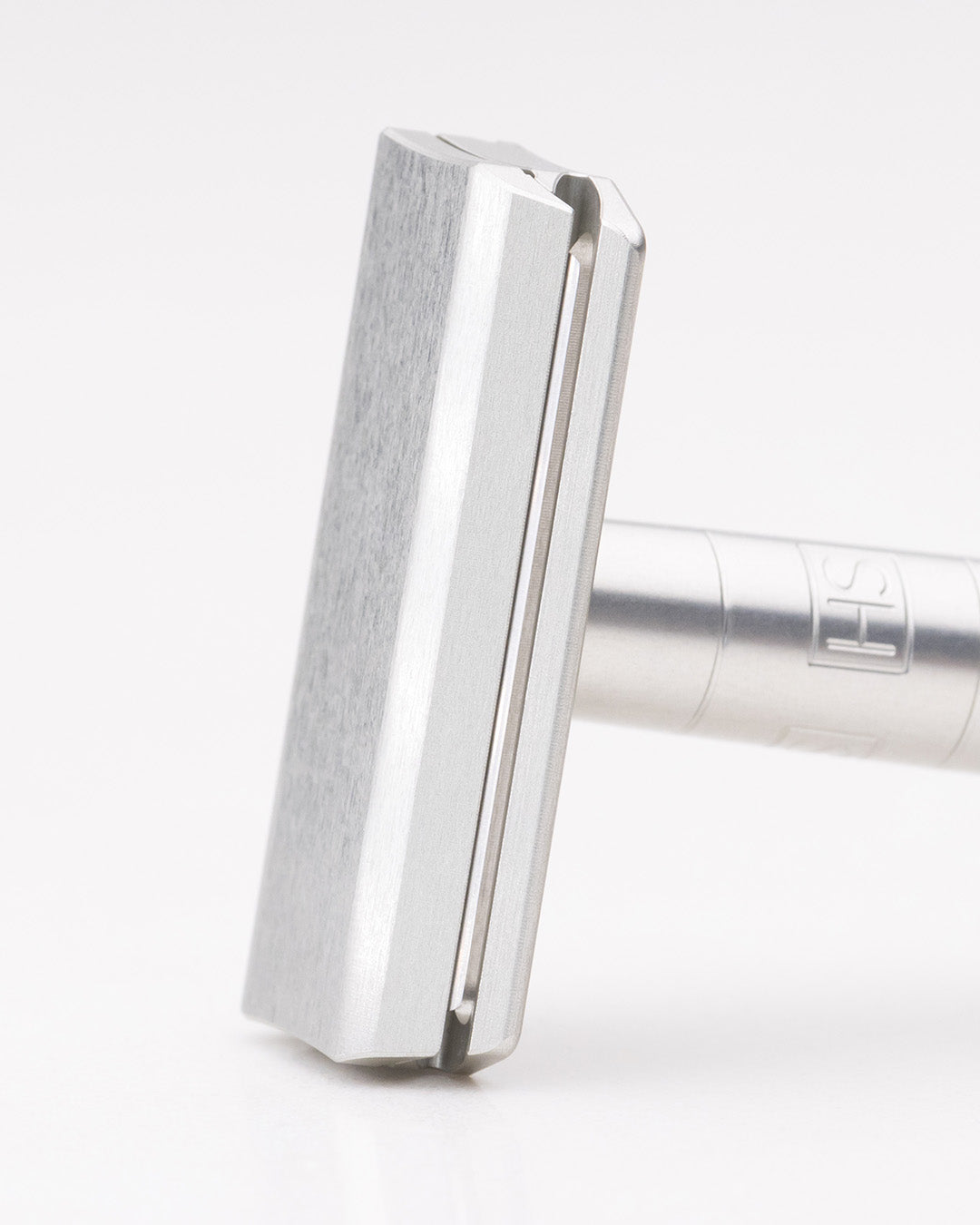 Henson AL13-Medium Safety Razor – Premium Aircraft Aluminum Shaving Ra