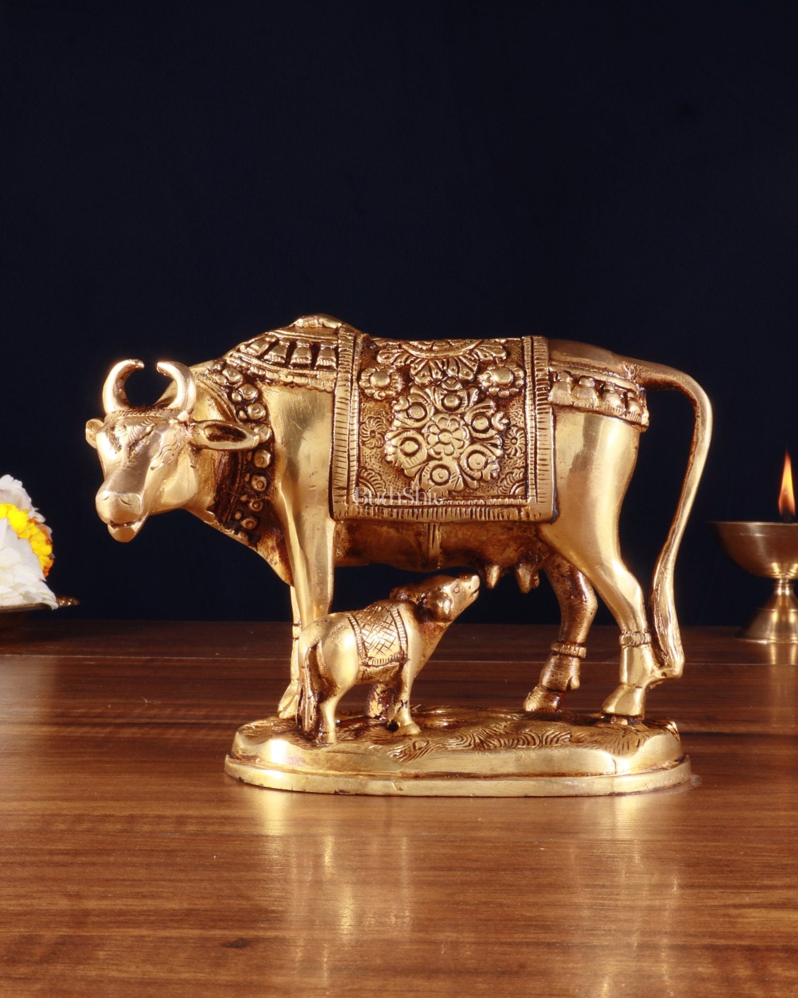 Brass Kamdhenu Cow with Calf Idol – 5 x 7 x 3.4 Inches, 1.5 Kg - Eco-friendly - Sama Homes